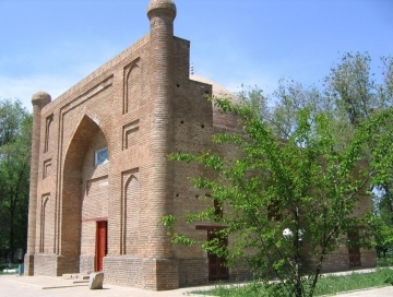 Das Mausoleum des Karachans in Taraz. Foto: St. Flechtner